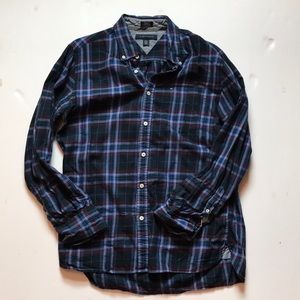 Tommy Hilfiger Button Down Large.